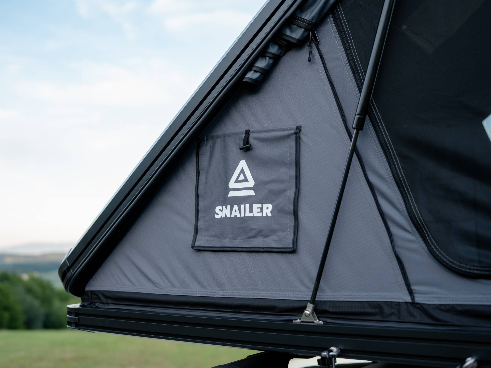 SNAILER® Alduo - aluminijasti strešni šotor